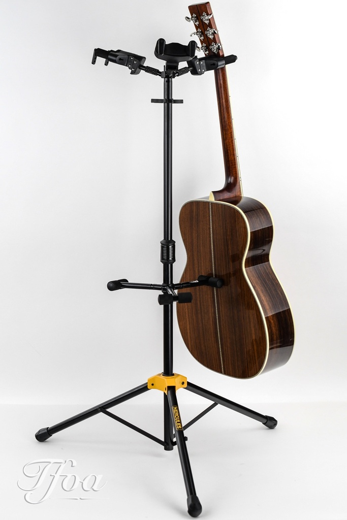 Hercules GS432 B Plus 3-Guitar Stand | The Fellowship of Acoustics